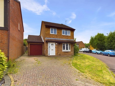 View Full Details for Armada Close, Churchdown, Gloucester