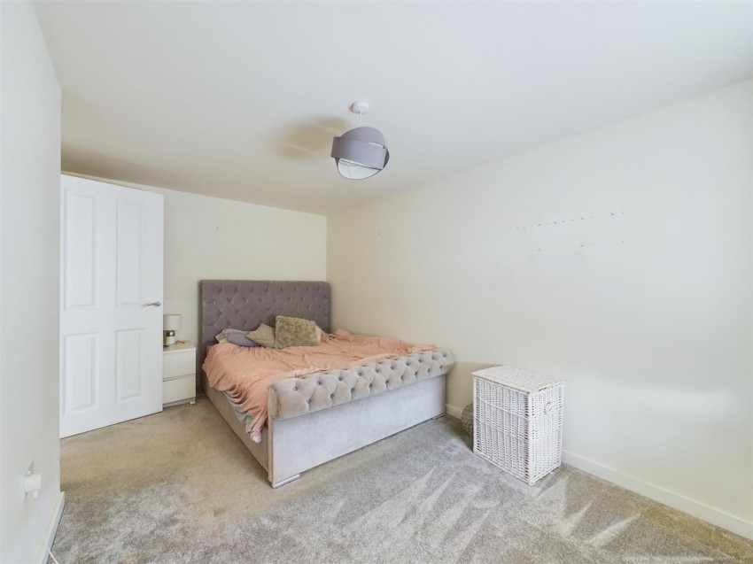 Images for Nautilus Close, Brockworth, Gloucester