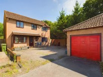 Stevans Close, Longford, Gloucester