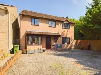 Stevans Close, Longford, Gloucester