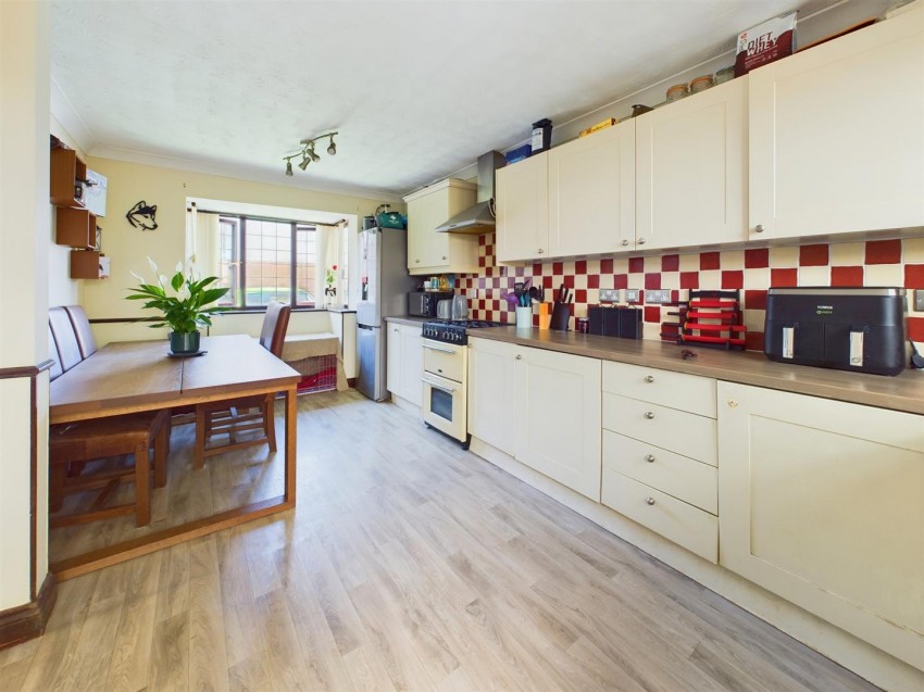 Images for Stevans Close, Longford, Gloucester