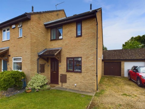 View Full Details for Whitebeam Close, Gloucester