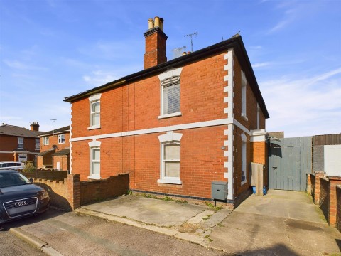 View Full Details for Melbourne Street East, Gloucester