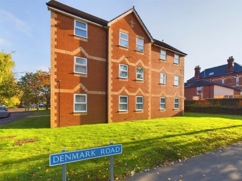 View Full Details for Michaelmas Court, Gloucester