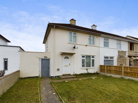 View Full Details for Sandyleaze, Longlevens, Gloucester