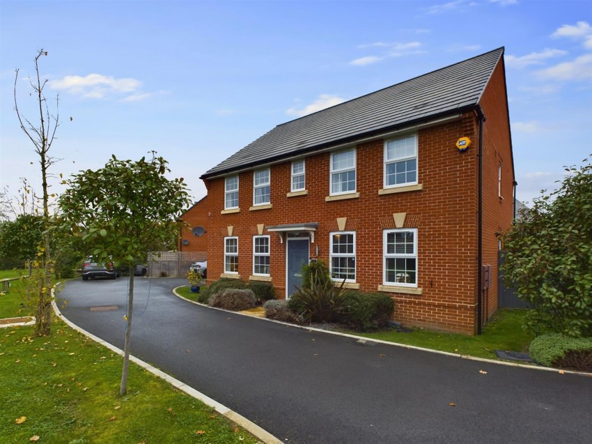 Images for Lutra Close, Hardwicke, Gloucester