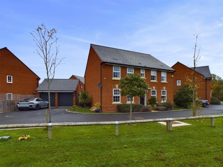 Images for Lutra Close, Hardwicke, Gloucester