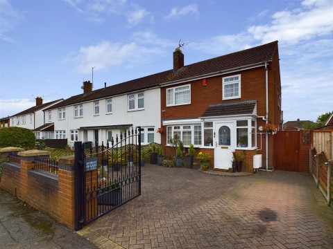 View Full Details for Wilkes Avenue, Hucclecote, Gloucester