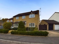 Stevans Close, Longford, Gloucester