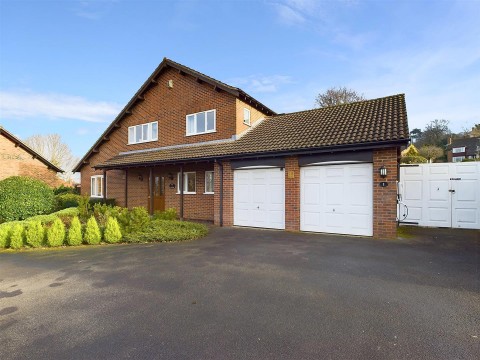 View Full Details for Oakbank, Robinswood, Gloucester