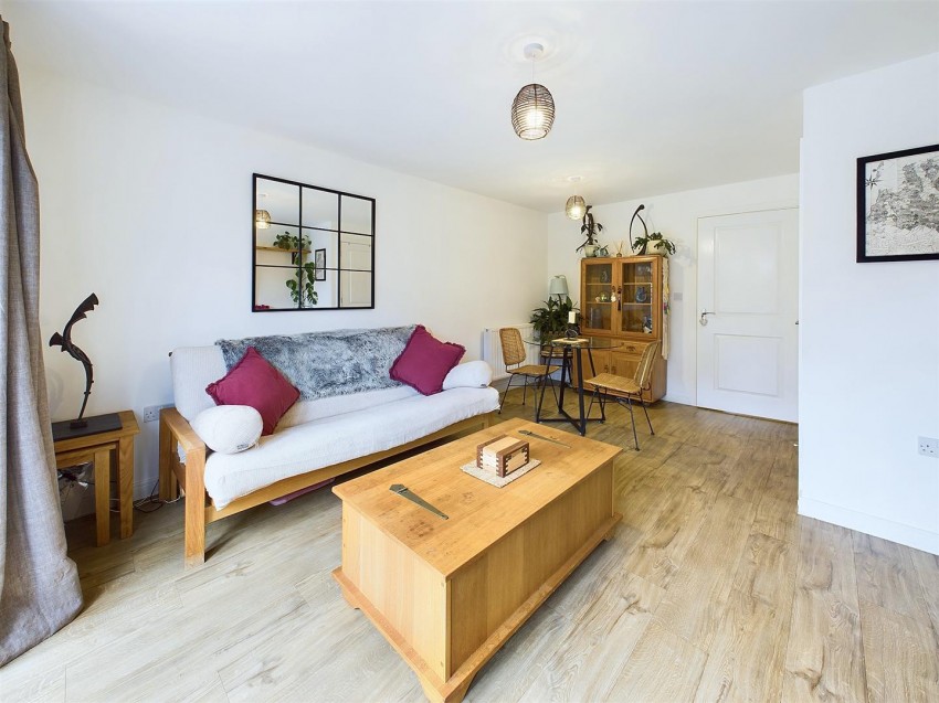 Images for Sowthistle Drive, Hardwicke, Gloucester