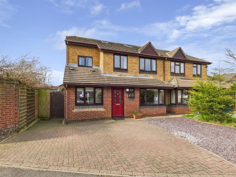 View Full Details for Faldo Close, Abbeymead, Gloucester