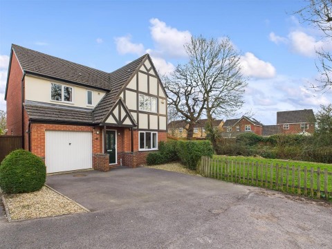 View Full Details for Nene Close, Quedgeley, Gloucester